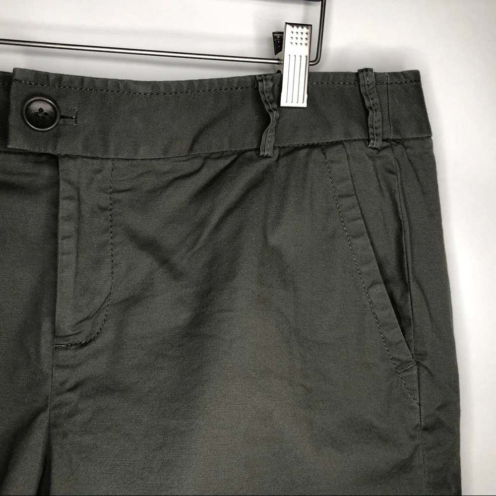 BANANA REPUBLIC women olive green Martin 4” shorts